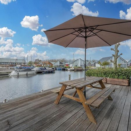 Meerzicht 70 - Vakantiehuis Aan Het Water! Villa Uitgeest Exterior photo